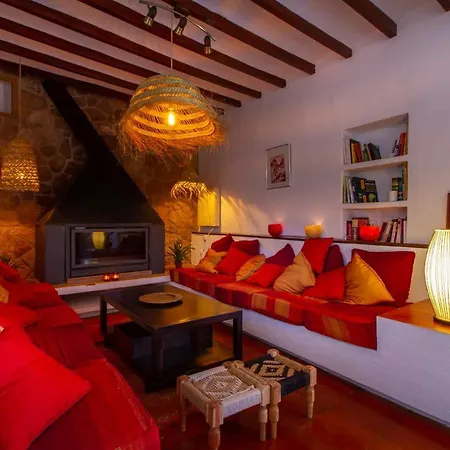 別荘 Casa Con Piscina Gades-marisol *